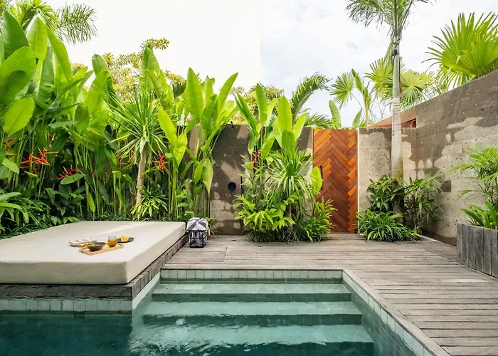 Club Suma Bingin * Uluwatu (Bali)